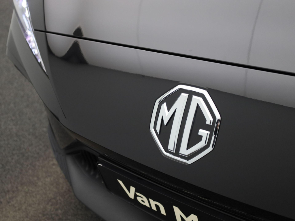 MG Mg4