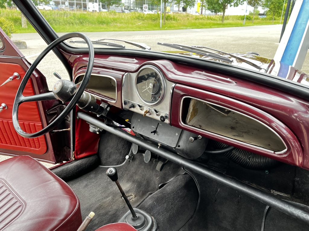 Morris Minor