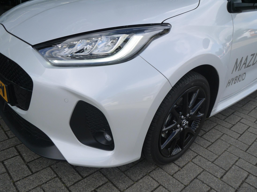 Mazda 2 Hybrid