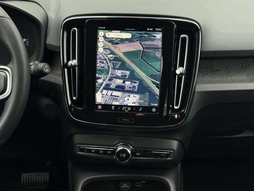 Volvo Ex40