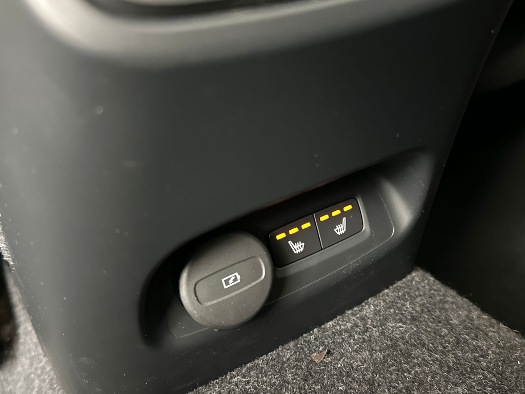 Volvo Ex40