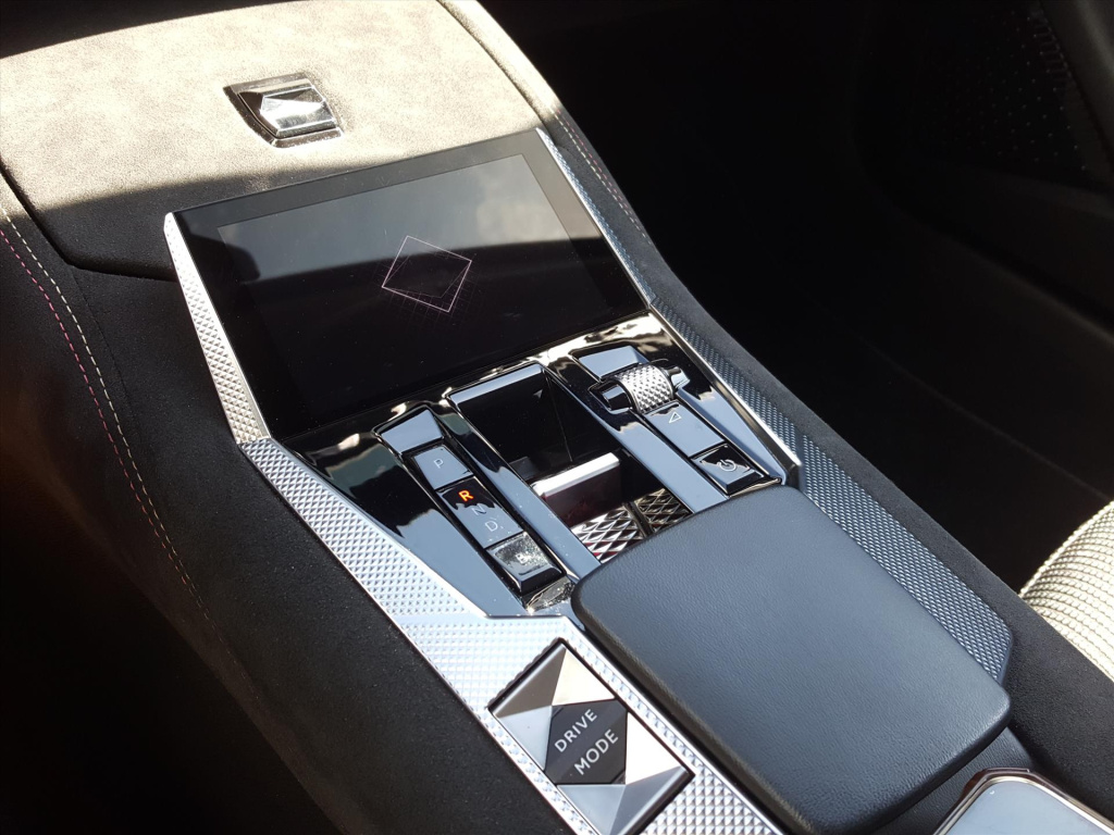 Ds Ds 4
