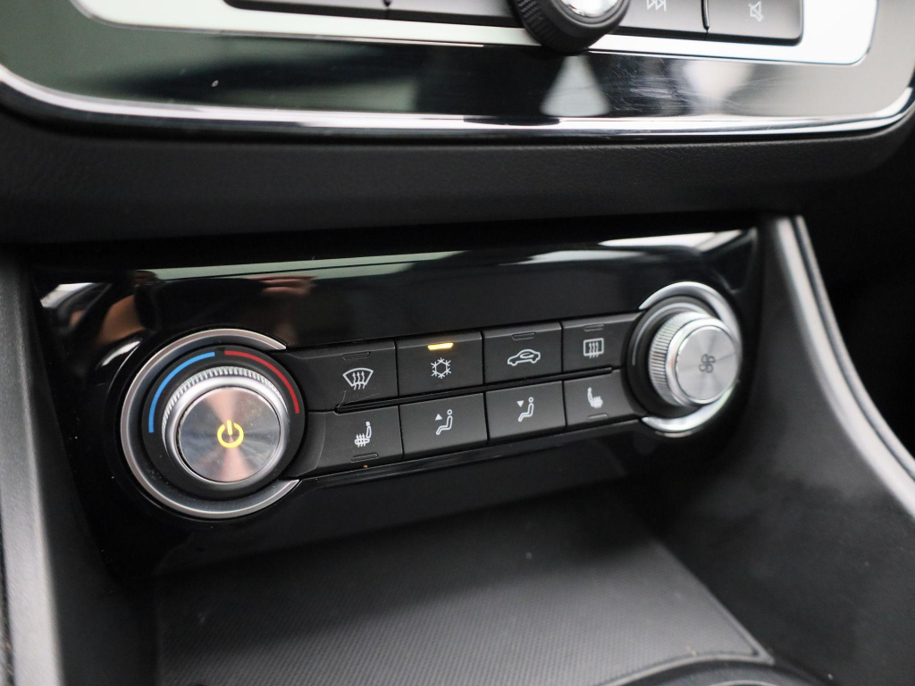MG Zs Ev