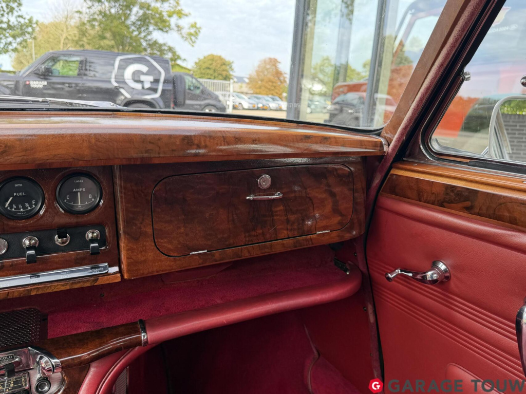 Jaguar S-Type