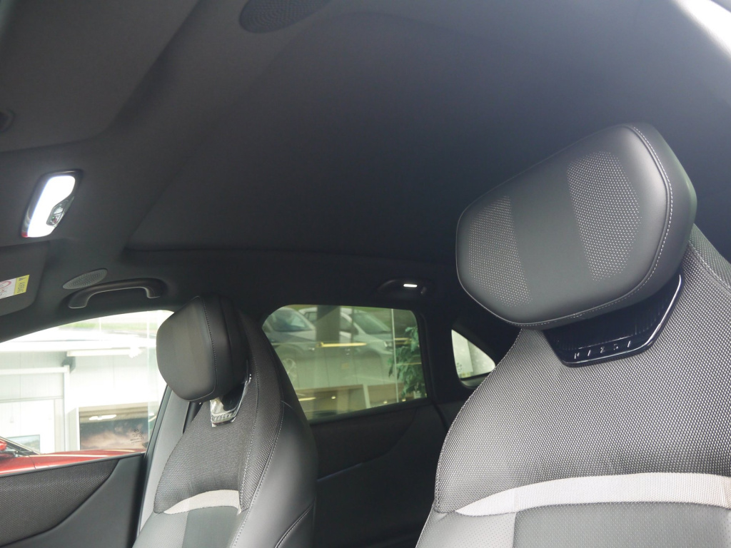 Mazda Cx-6e