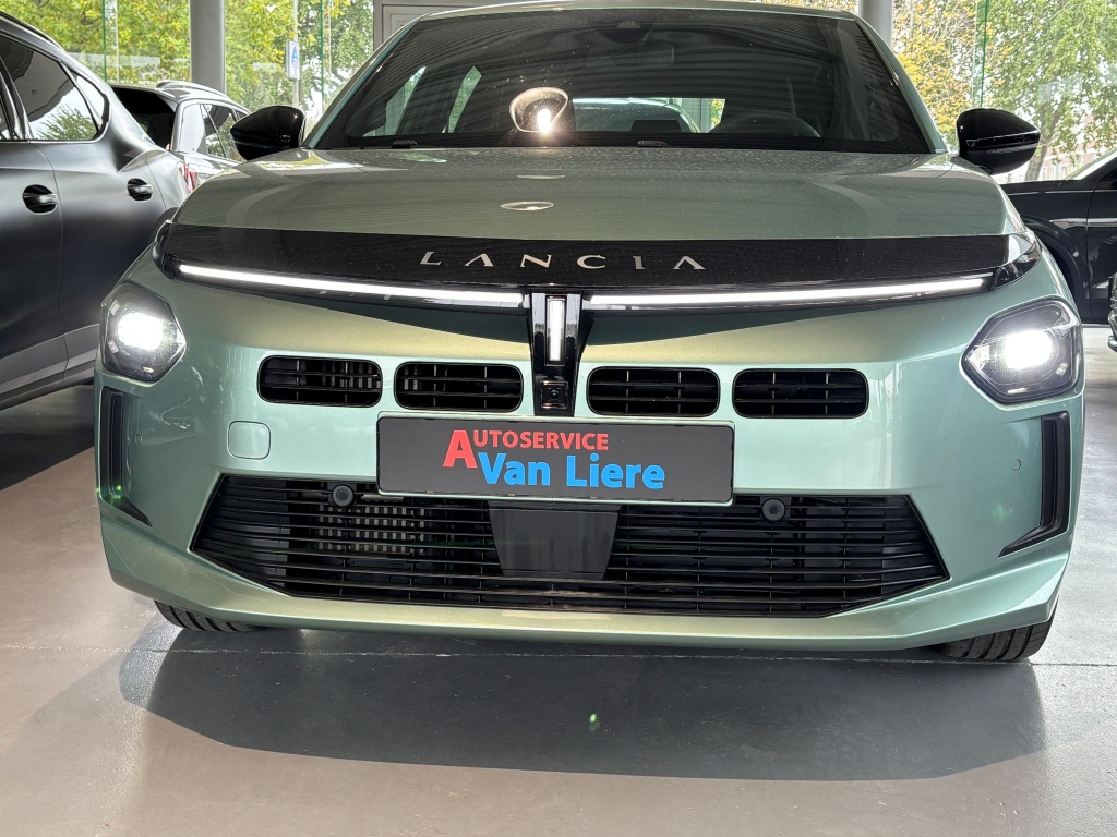 Lancia Y(psilon)