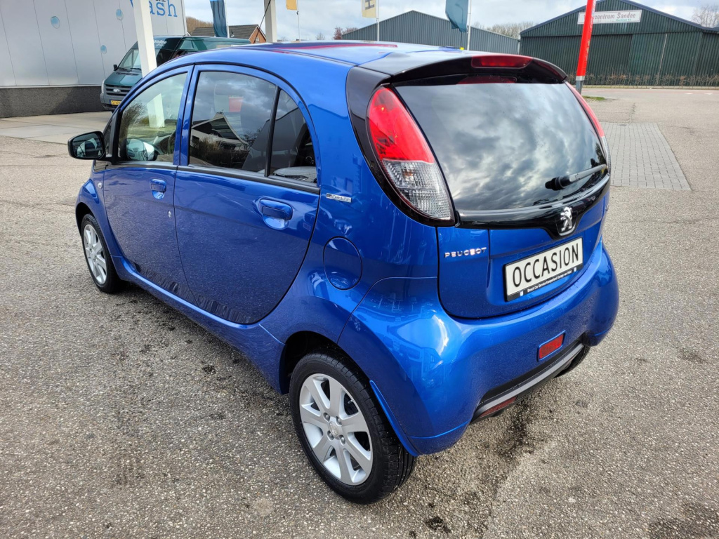 Peugeot Ion