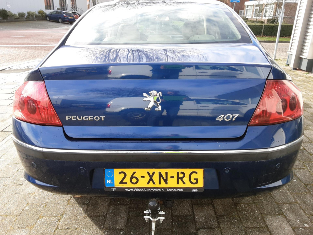 Peugeot 407