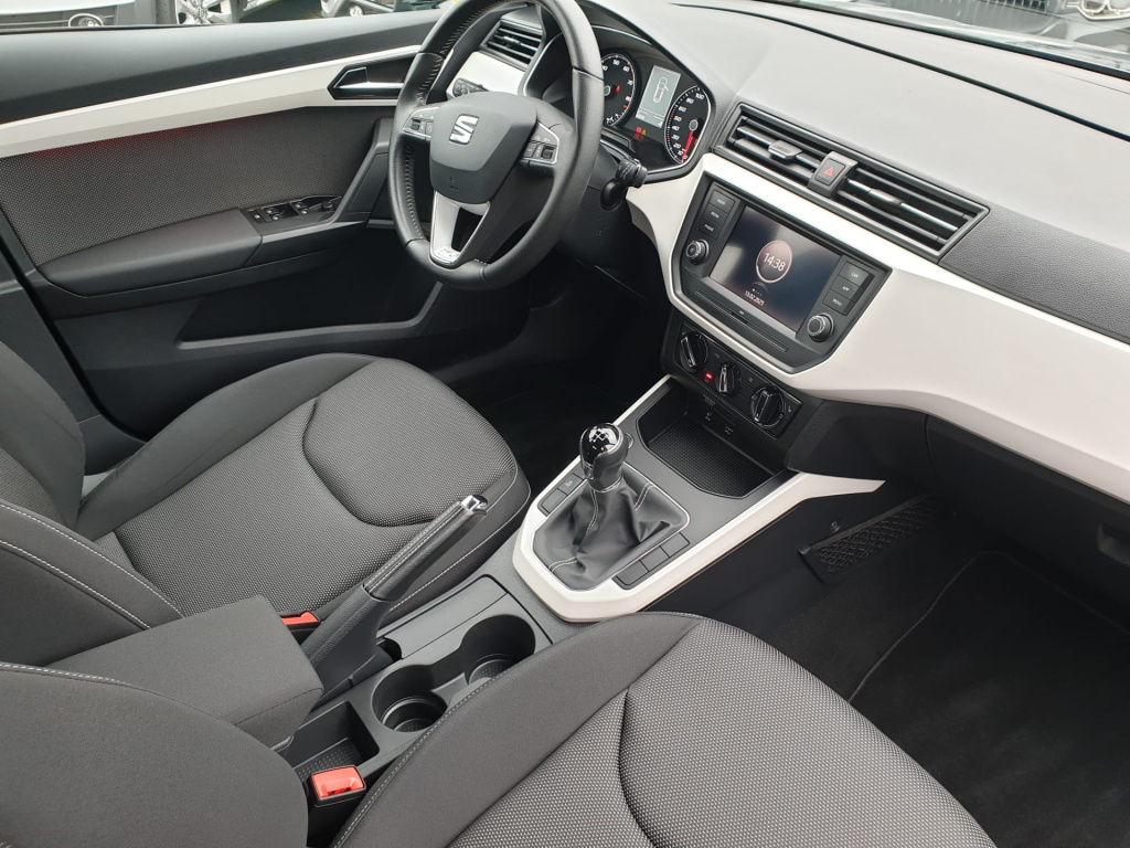 Seat Arona