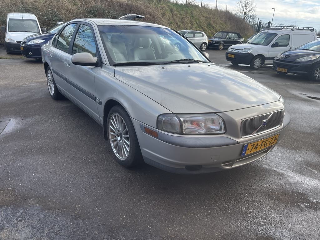 Volvo S80