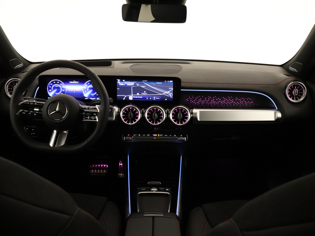 Mercedes-Benz Eqb