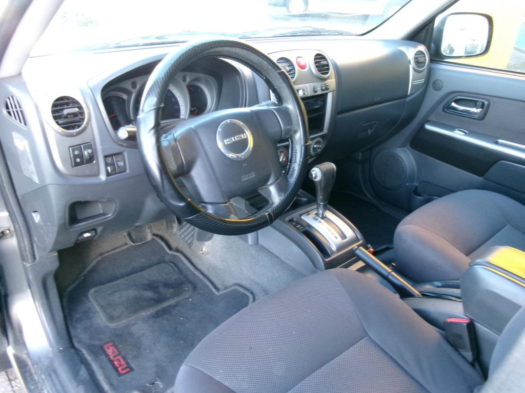 Isuzu D-max
