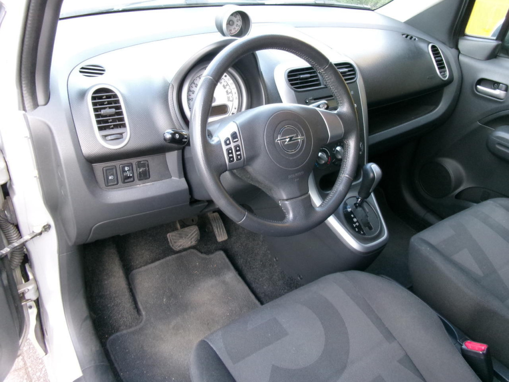 Opel Agila
