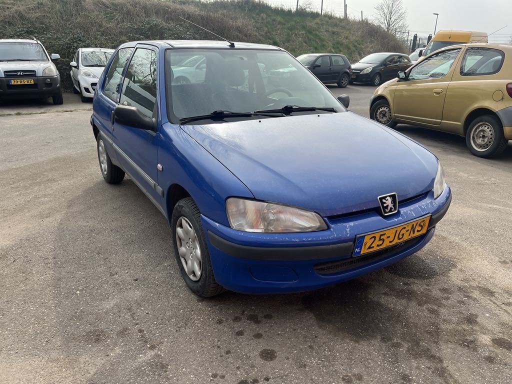 Peugeot 106