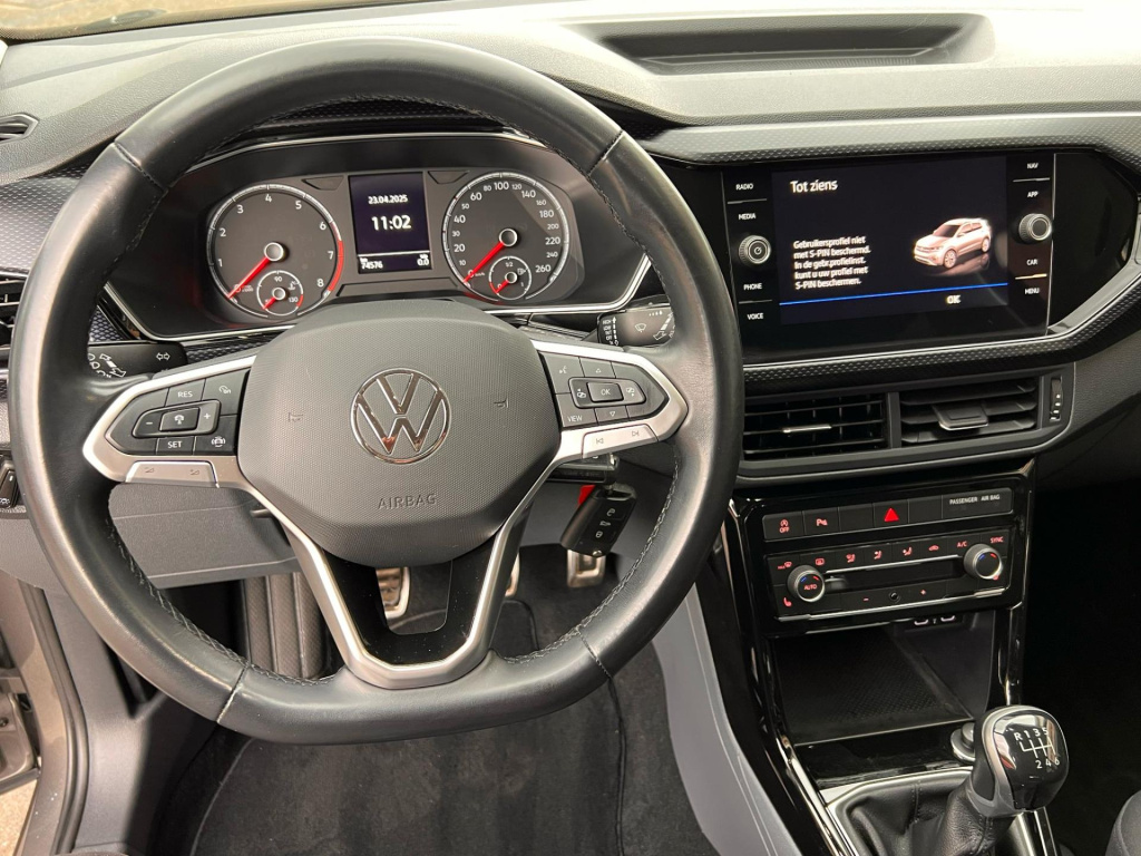 Volkswagen T-cross