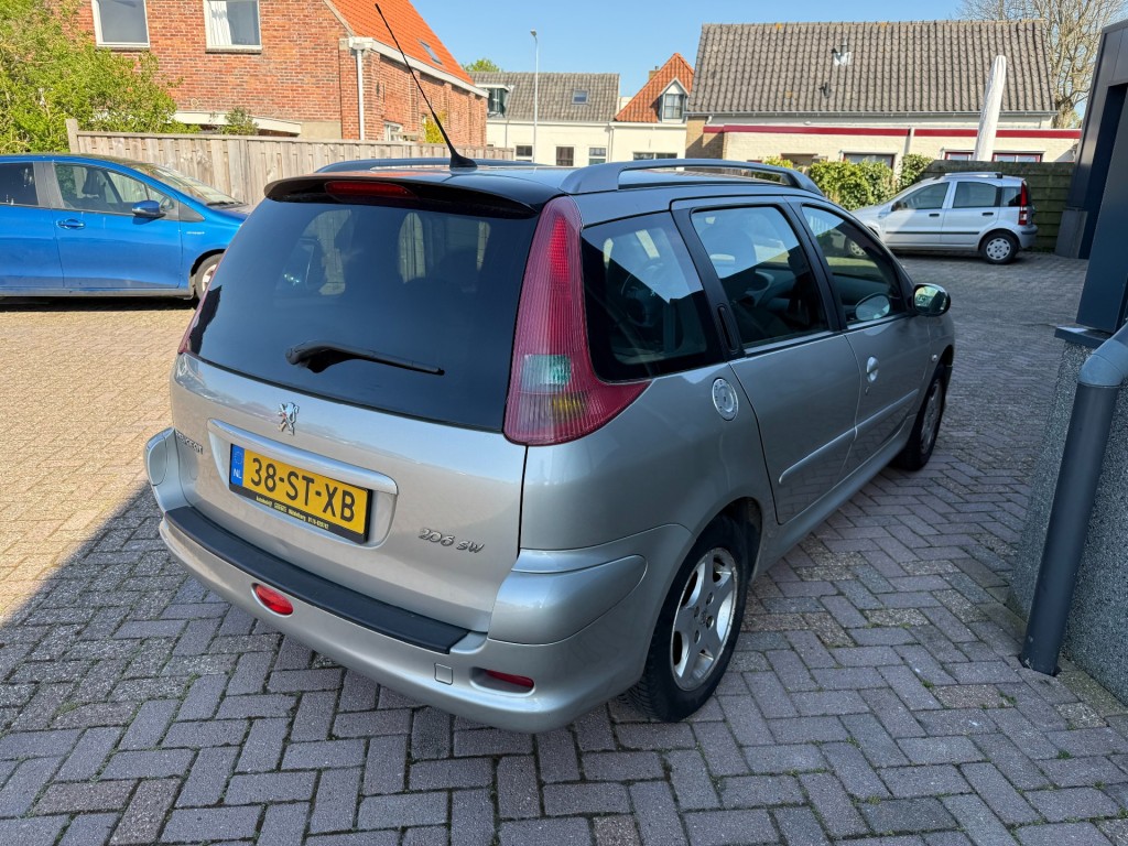 Peugeot 206