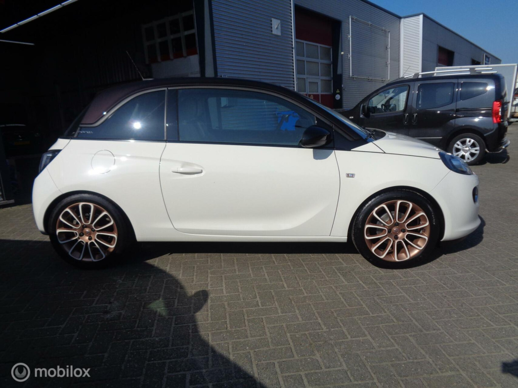 Opel Adam