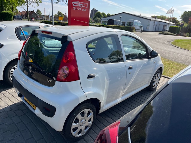Peugeot 107