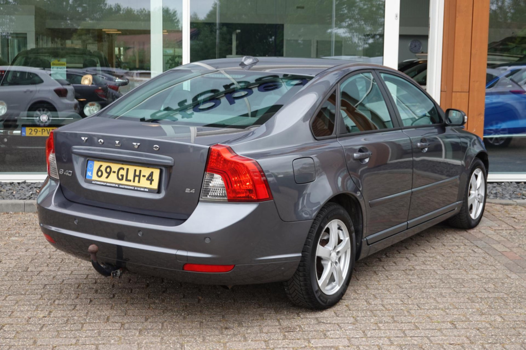 Volvo S40