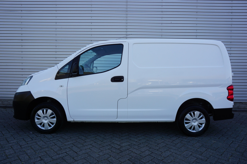 Nissan Nv200