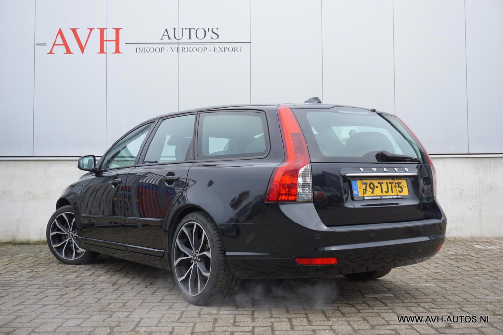 Volvo V50