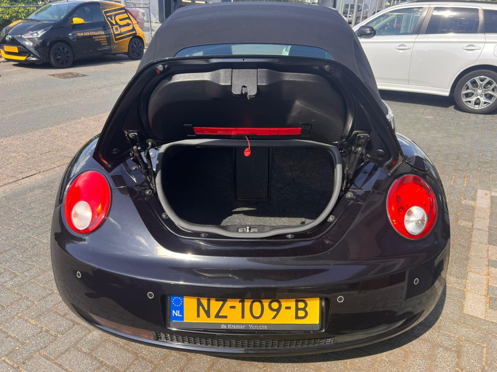 Volkswagen New Beetle