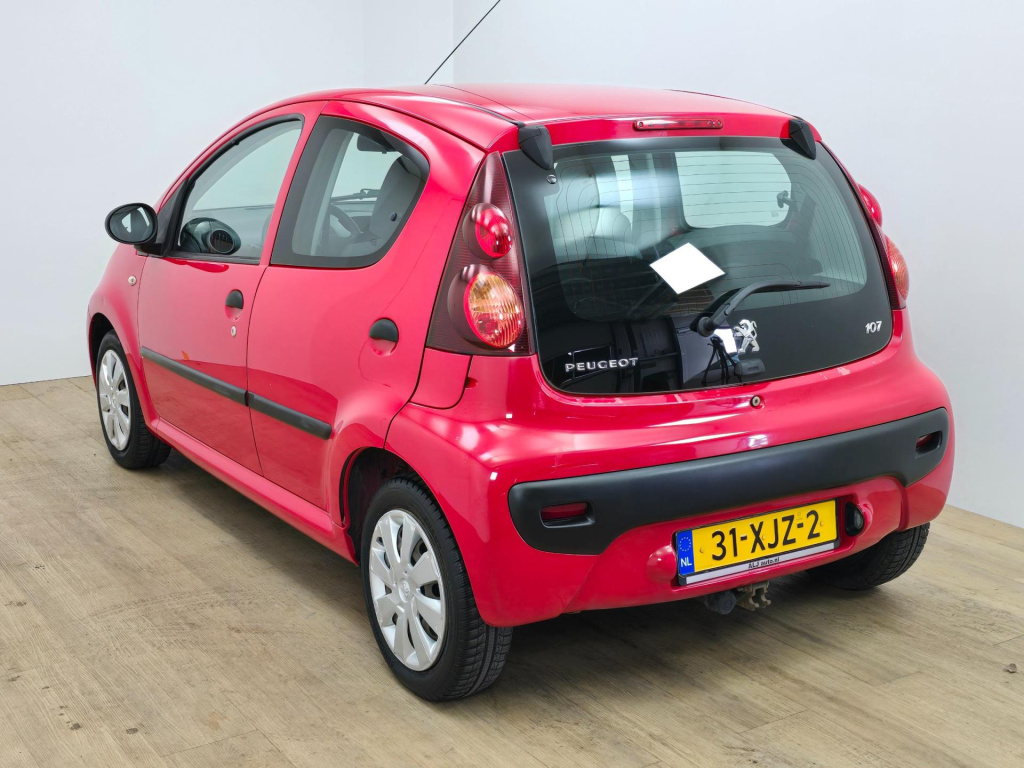 Peugeot 107