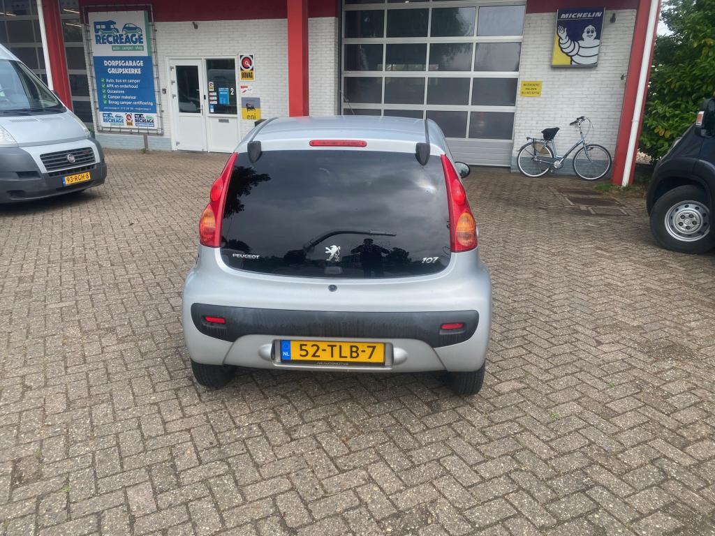 Peugeot 107