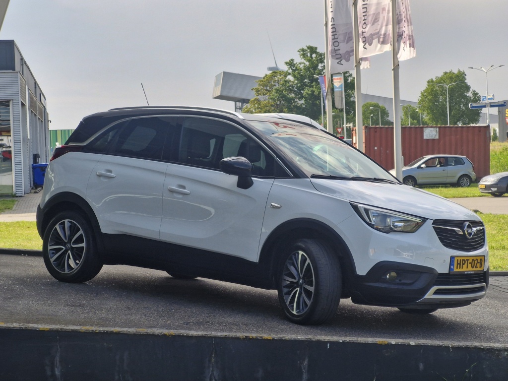 Opel Crossland X