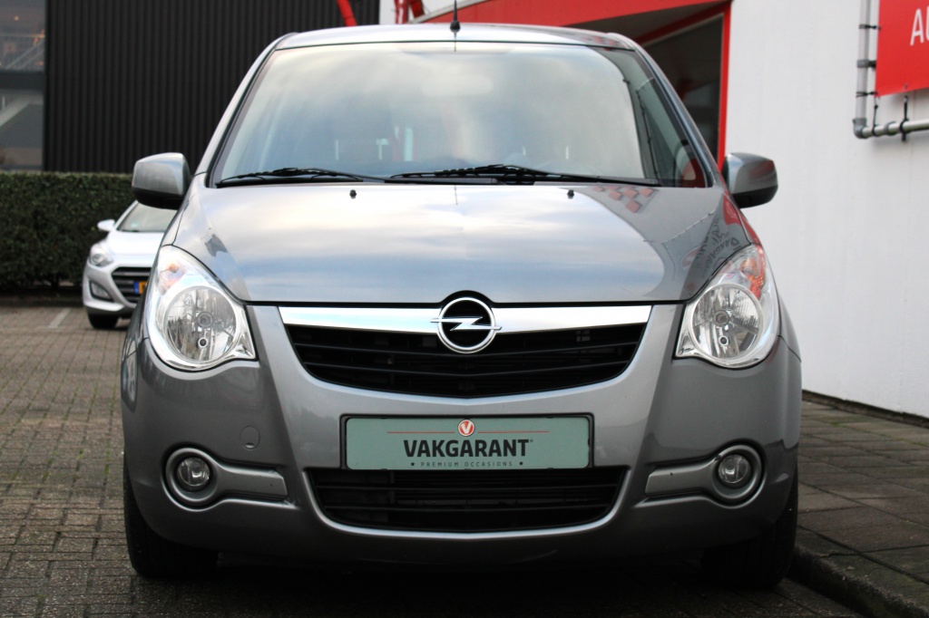 Opel Agila