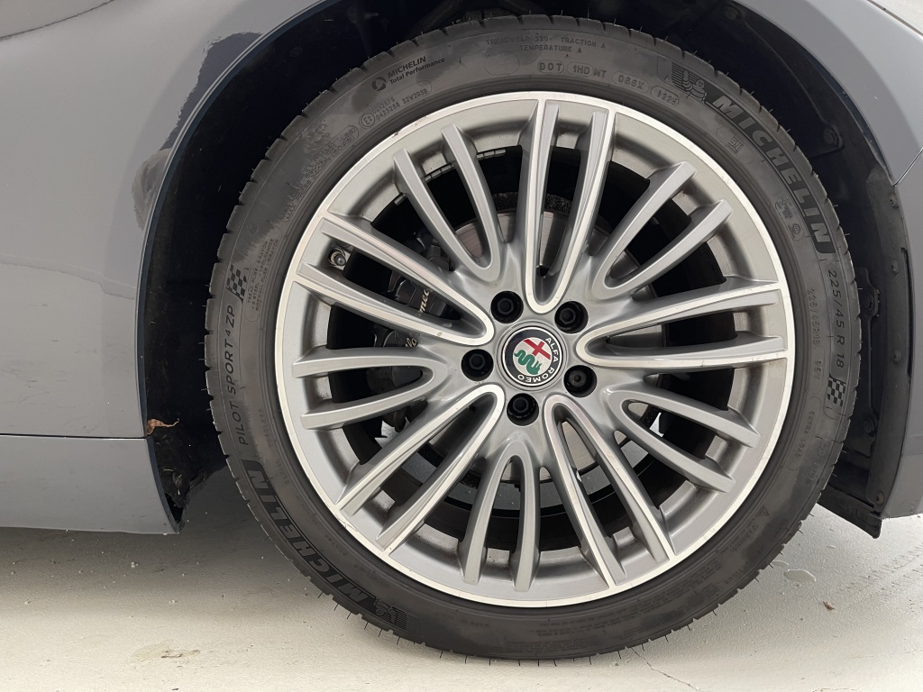Alfa Romeo Giulia