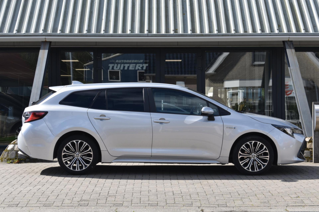 Toyota Corolla Touring Sports