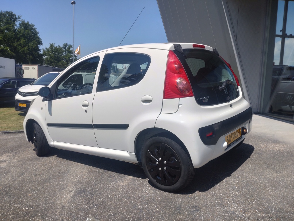 Peugeot 107