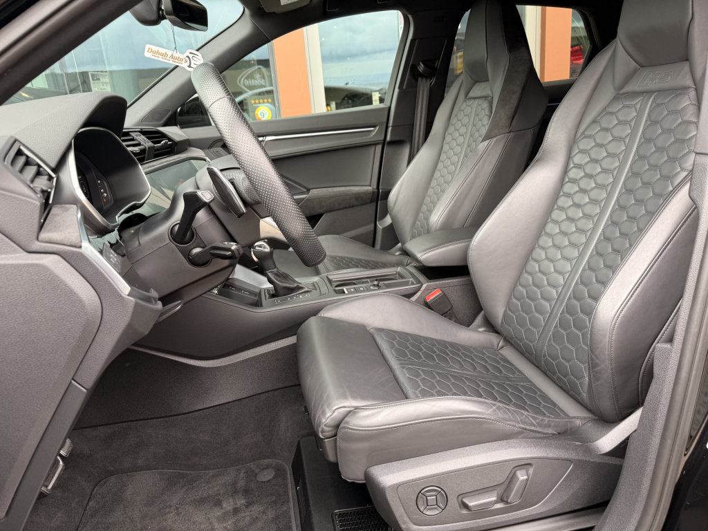 Audi Rsq3