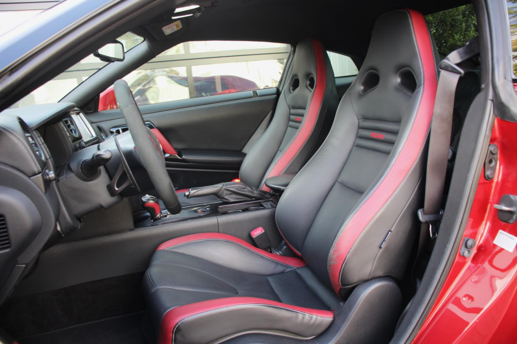 Nissan Gt-r