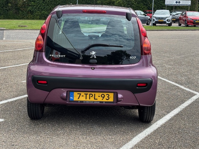 Peugeot 107