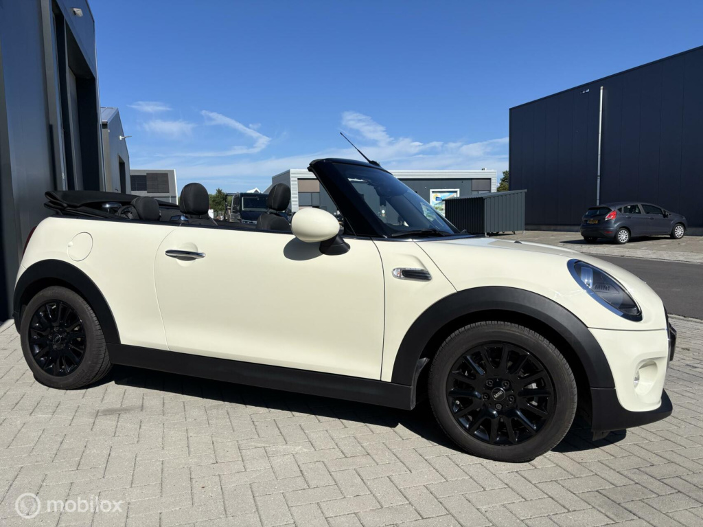 Mini Cooper Cabrio