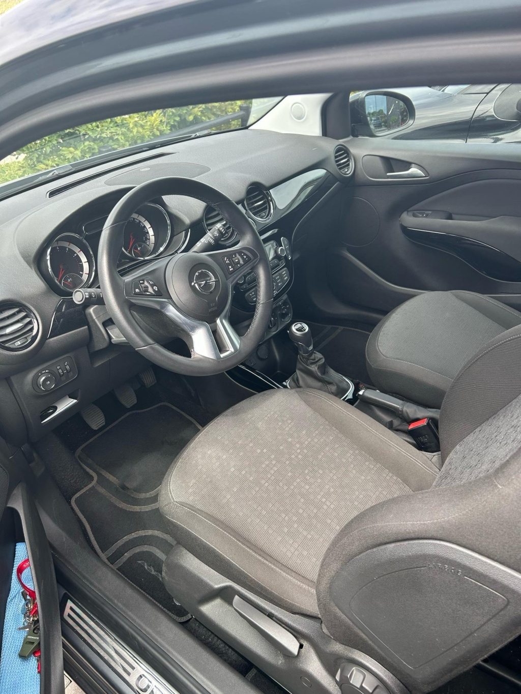Opel Adam