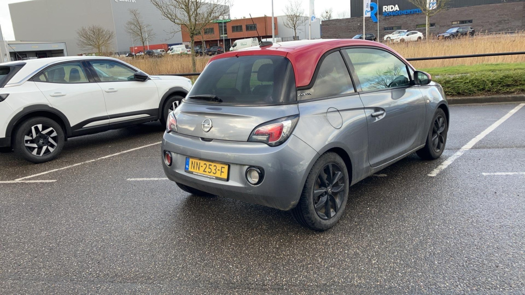 Opel Adam