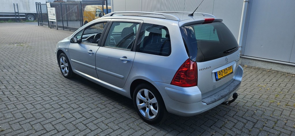 Peugeot 307