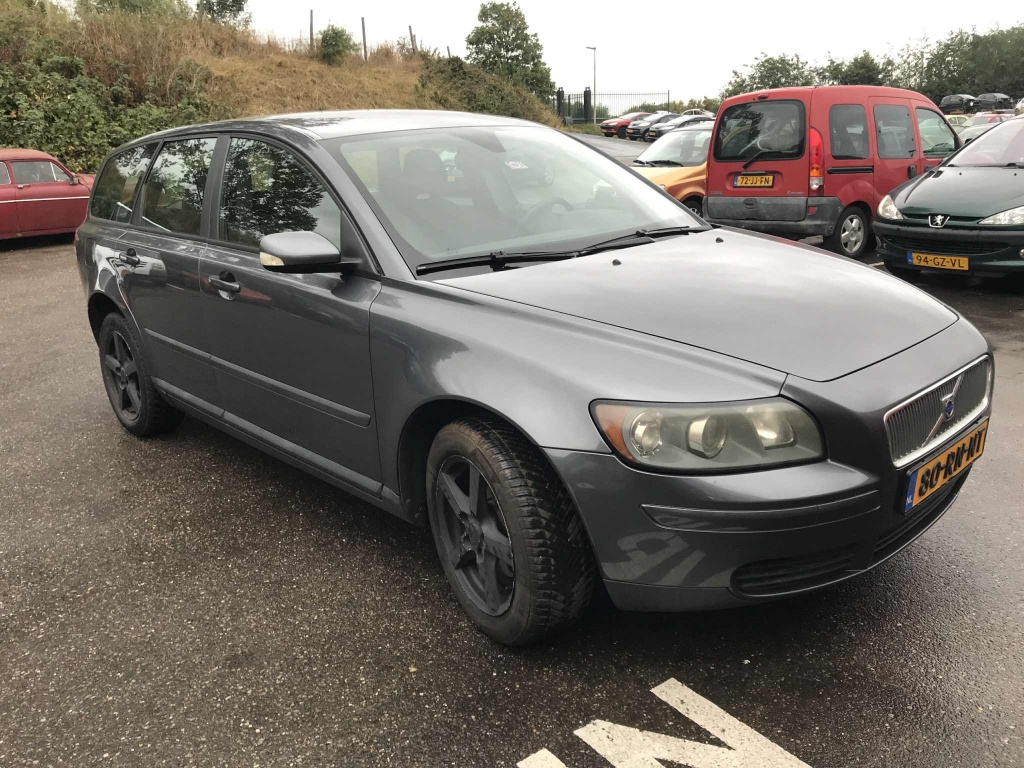 Volvo V50
