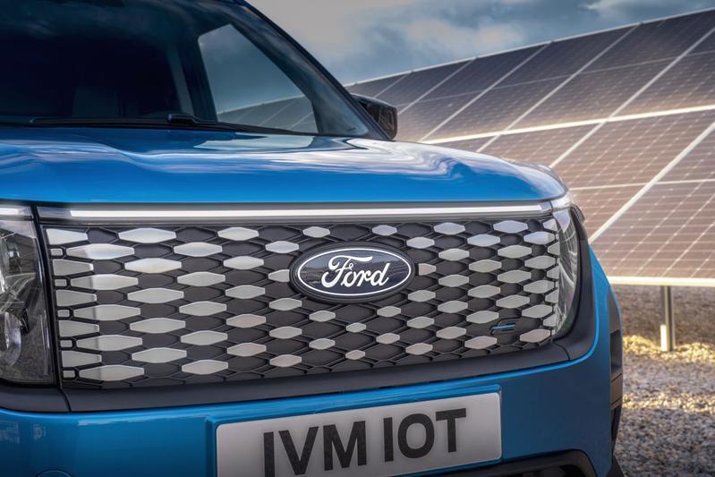 Ford Transit Courier