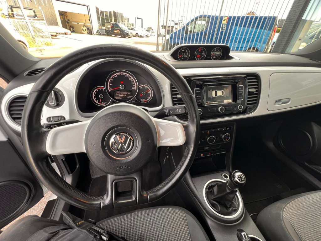 Volkswagen New Beetle