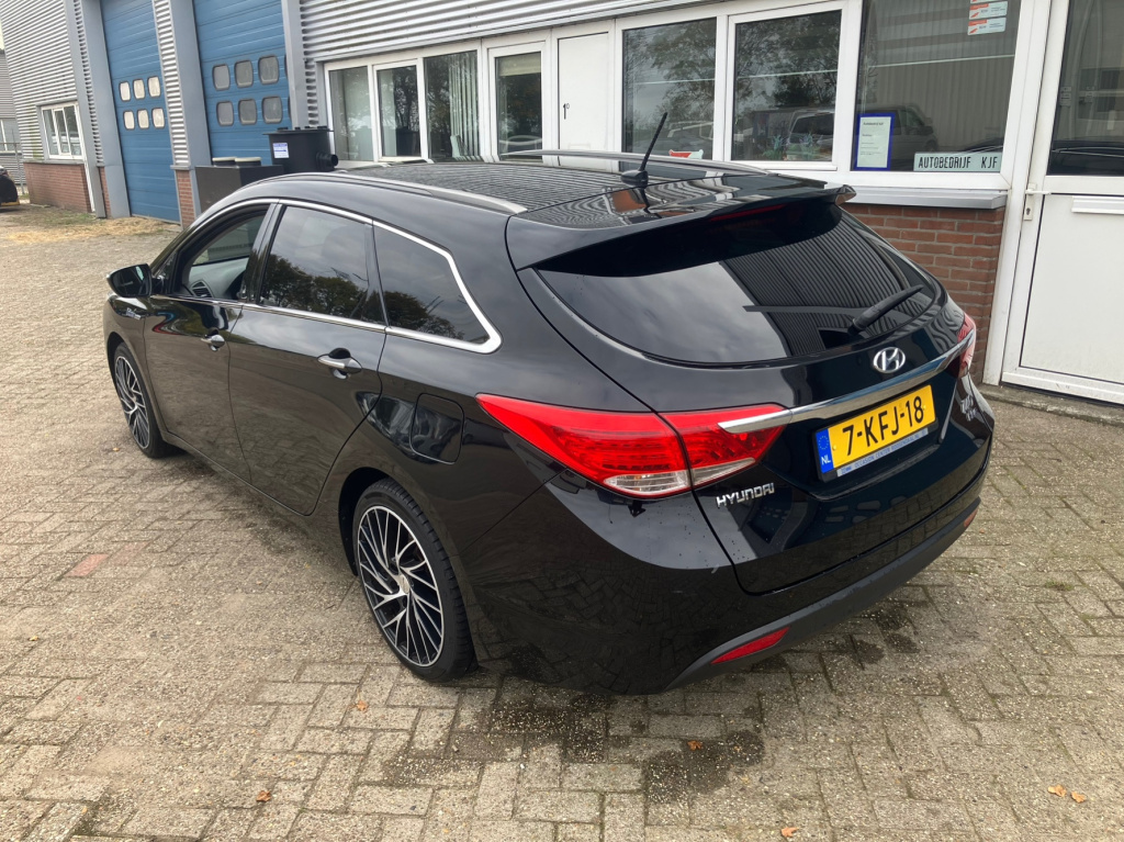 Hyundai I40