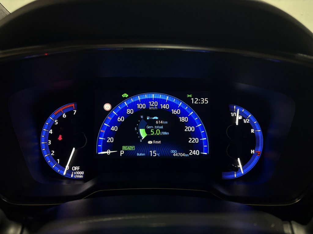 Toyota Corolla Touring Sports