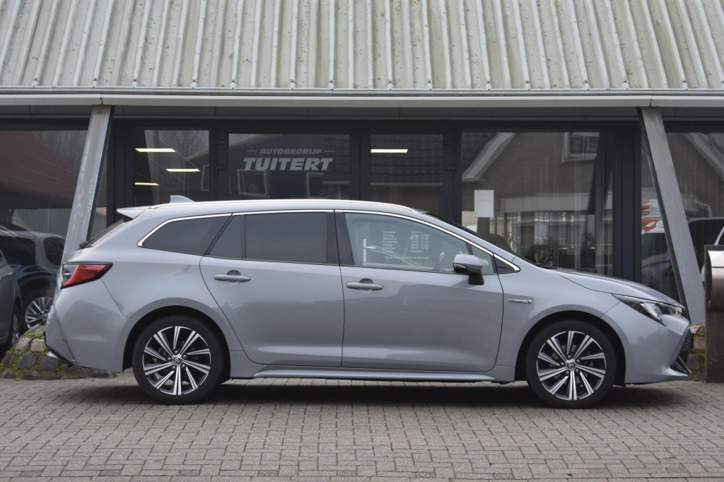 Toyota Corolla Touring Sports