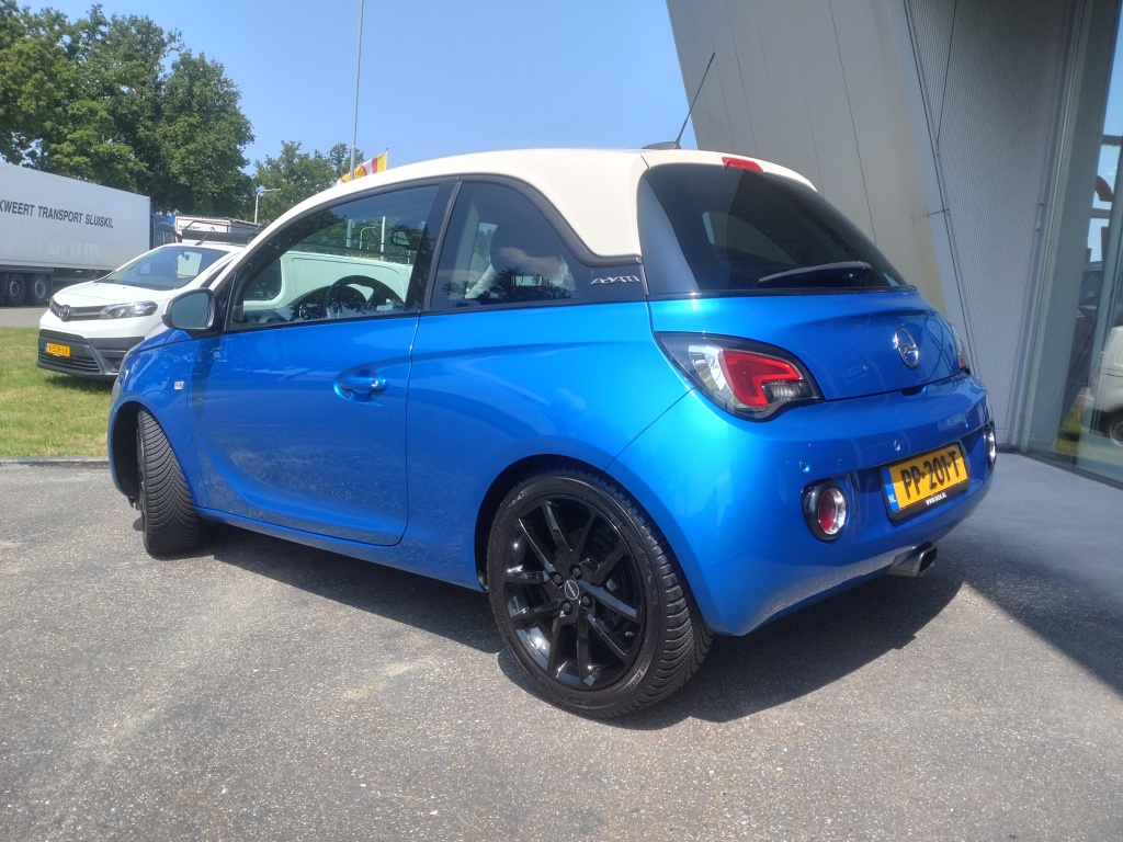 Opel Adam
