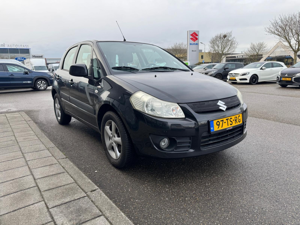 Suzuki Sx4