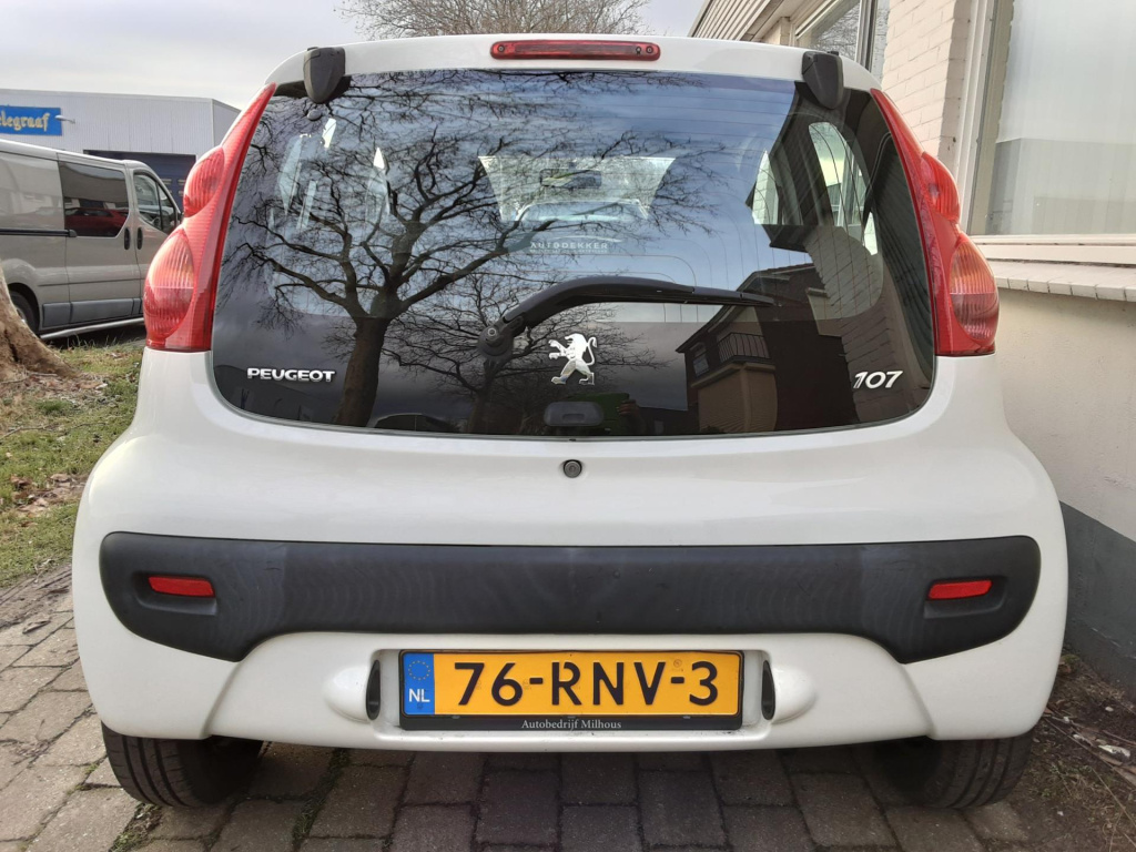 Peugeot 107