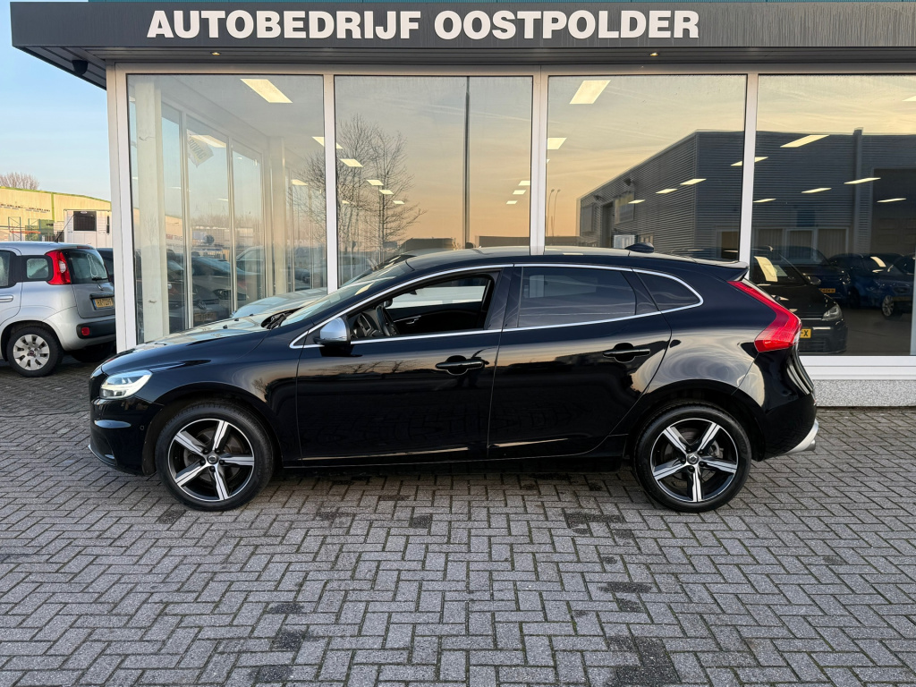 Volvo V40
